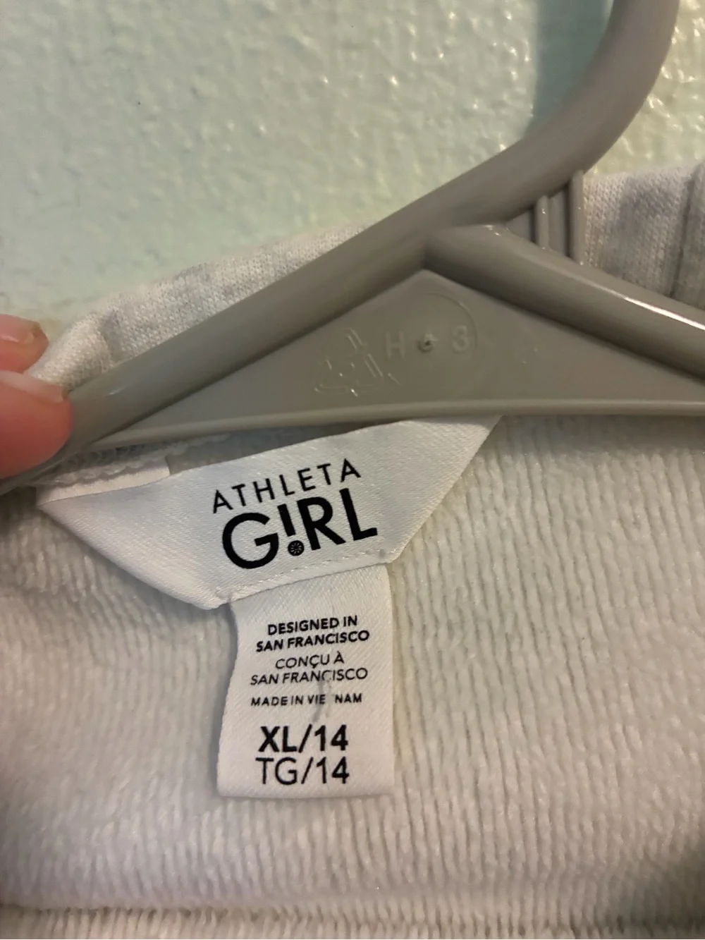 Athleta Light Heather Gray funnel neck Pullover Sweater. GIRLS XL
